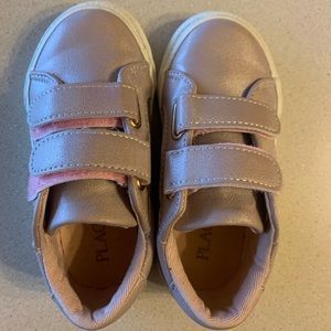Toddler girls Velcro sneakers